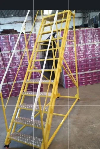 Escada plataforma industrial