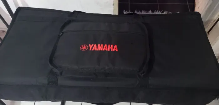 Capa Bag Acolchoado Cargo P/ Teclado 5/8 Yamaha C/ Alças