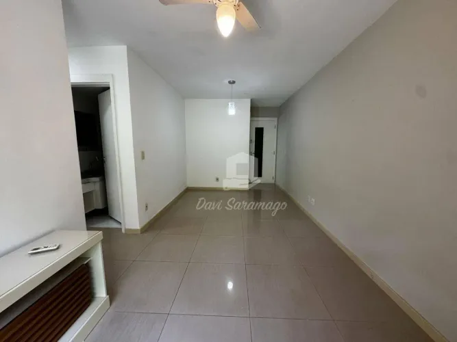Apartamento com 3 dormitórios à venda, 80 m² por R$ 400.000,00 - Largo da Batalha - Niteró