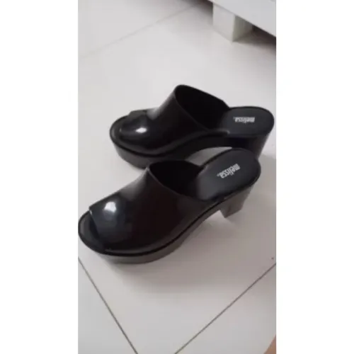 Melissa Mule, nova usada 1 vez