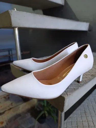 Sapatos semi novos (Valor de cada um)