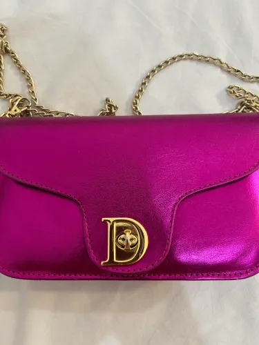 Bolsa Dólmen pink metalizada