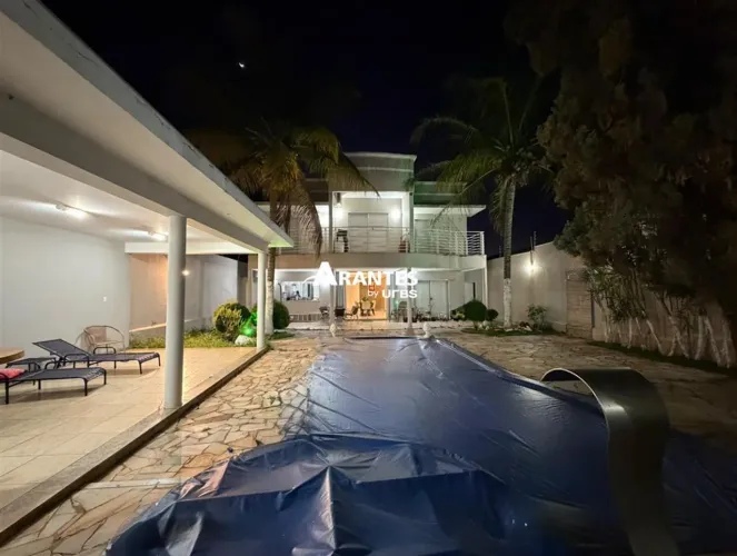 Sobrado com 407,22m² 4 quartos à venda no bairro Jardim Inconfidência