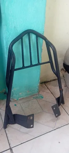 Bagageiro só precisa da uma pequena solda nessa parte