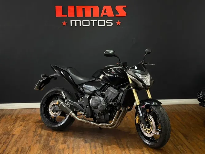 Hornet 600 Preta 2012.