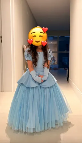 Vestido infantil Cinderela 4 anos (acompanha sapatilha)