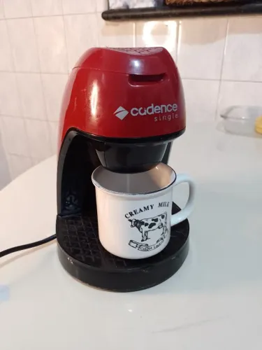 Cafeteira cadense single vermelha