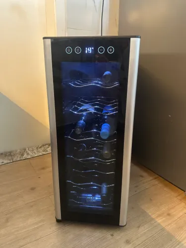 Adega Climatizada Electrolux 12 garrafas 
