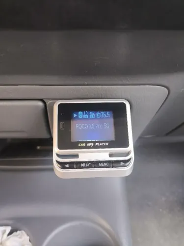Adaptador bluetooth com display e controle remoto para carro 