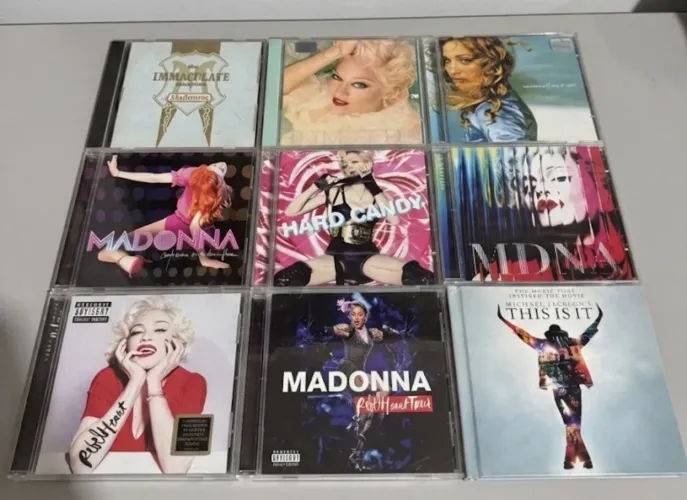 Lote CDs Realezas do Pop (Madonna, Michael Jackson)