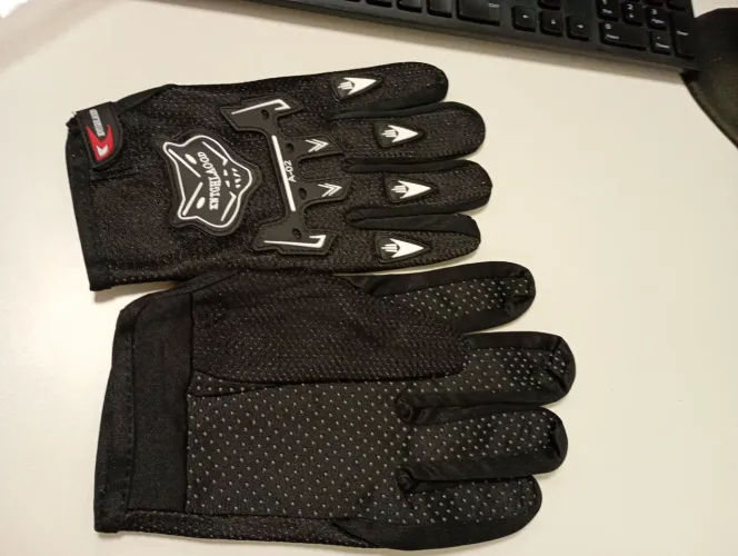 Par de luvas para motociclista valor 23.00