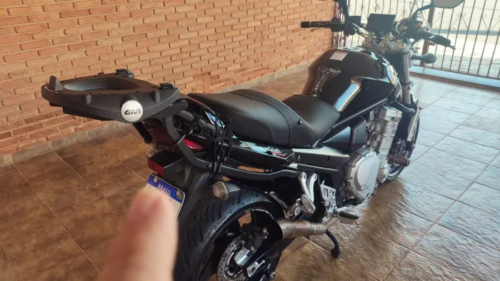 Bandit 1250 2010 Linda
