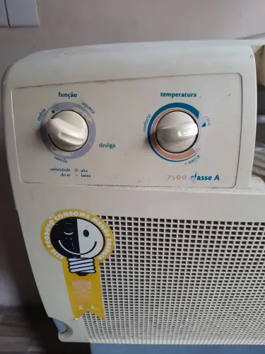 Ar Condicionado Janela Consul 7.500 BTUs 220V - Selo A (Muito Conservado)