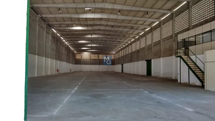 Pavilhão/Galpão para alugar no bairro Ibura - Recife/PE