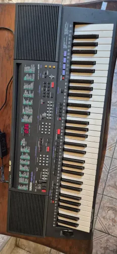 TECLADO MUSICAL YAMAHA PSR-500