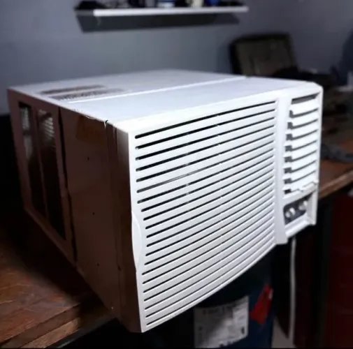 Ar Condicionado de Janela Springer 12000 BTUs 127V - R$ 1.500