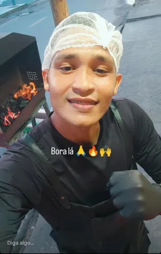 CHURRASQUEIRO, GARÇOM, MANOBRISTA