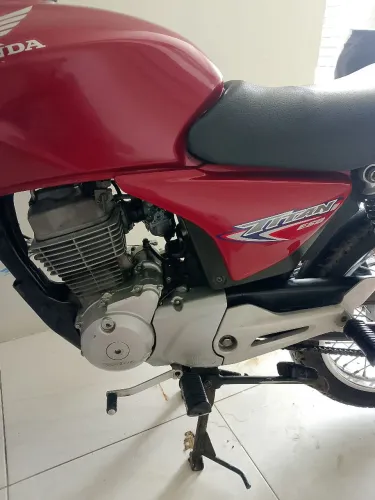 Vendo Titan 150 2007 es ,extra segundo dono *77