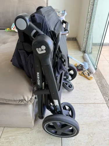 Carrinho de bebê Anna Maxi Cosi