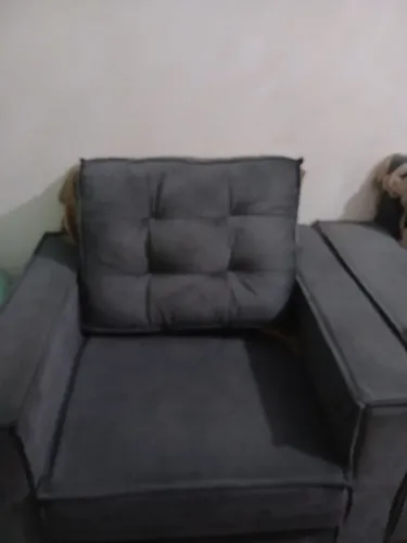 Vendo sofá e poltronas siminovos