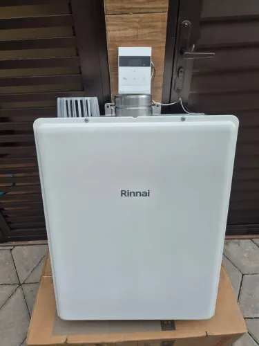 AQUECEDOR A GÁS RINNAI