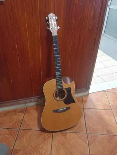 Violão strinberg semi profissional