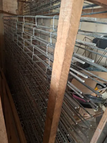 Coluna de ferro Vergalhão cada espessura e tamanho tem seu preço