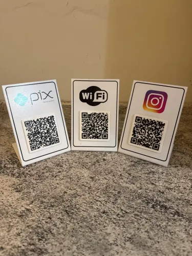 Placas de acrílico com QRCode