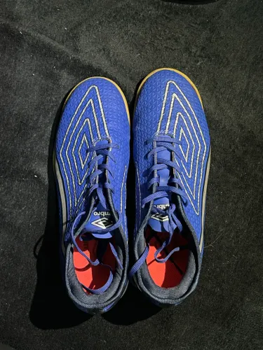Chuteira Umbro original