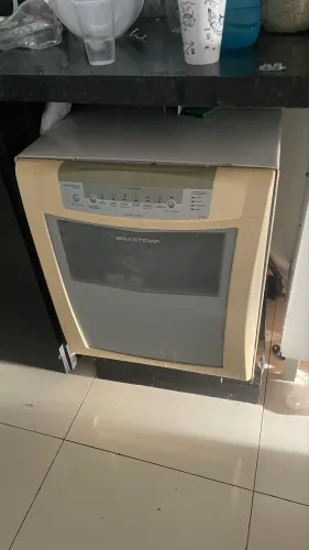 Máquina de lavar louças Brastemp 
