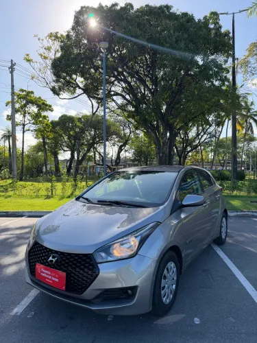 Hyundai HB20 Unique 1.0 Flex 12V Mec. 2019