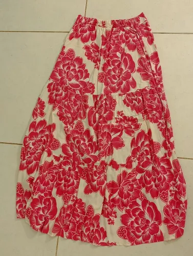 Saia rosa florida