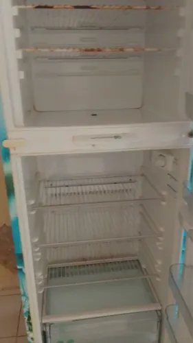 GELADEIRA