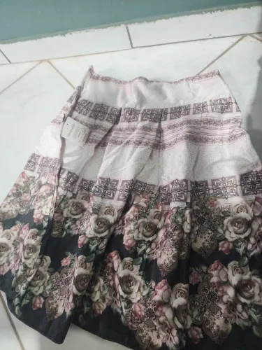 Roupas de loja