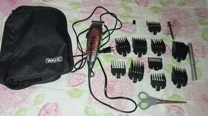 Máquina de cortar cabelo novo