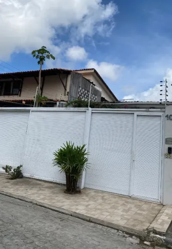 Aluguel de Casa em Recife - Casa Amarela
