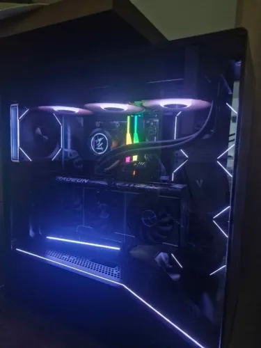 PC GAMER HIGH END