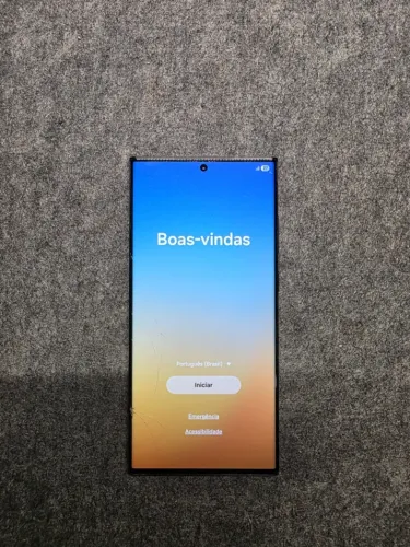 Samsung Galaxy S23 Ultra tela trincada