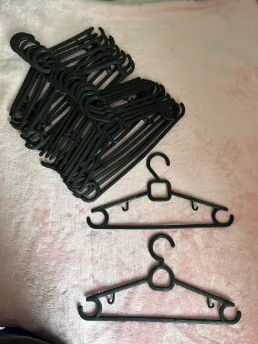Cabide / arara de roupa