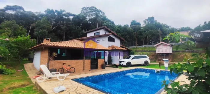 Ibiúna, chácara em condomínio com 1500m²