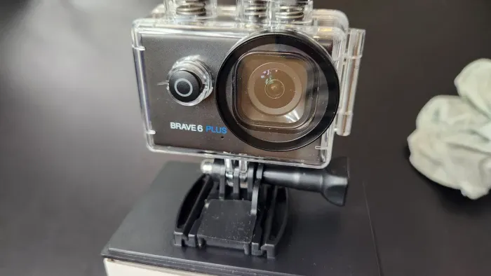 Akaso Brave 6 Plus touchscreen NOVA Action Cam (comparável à GoPro 8 ou 9) 