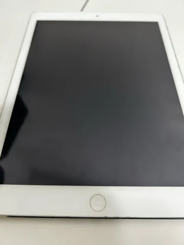 iPad 3ª Geração (A1416) 16GB - Funcionando