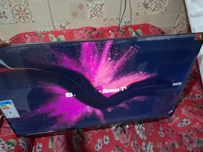 Tv tcl 43 para retirar peças