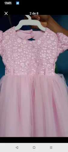 Vende um vestido infantil de menina de 0 a 1 ano e meio