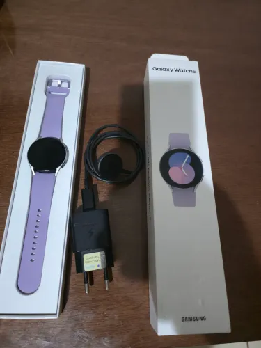 Smartwatch 5 40mm bt - excelente