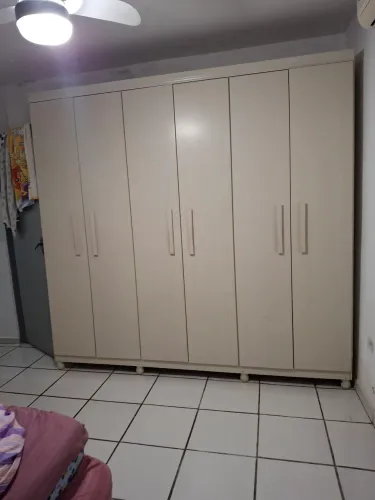 Guarda roupa casal