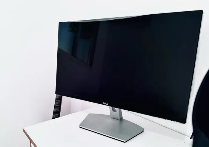 Monitor Dell 24 polegadas