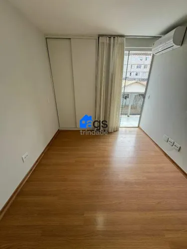 Cobertura em Sagrada Família com 198 m² , 3 quarto(s) , 1 suíte(s) , 1 vaga(s).