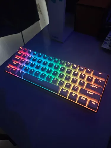 KEMOVE DK61 Snowfox 60% Gateron Brown<br><br>RGB Bluetooth + acessórios