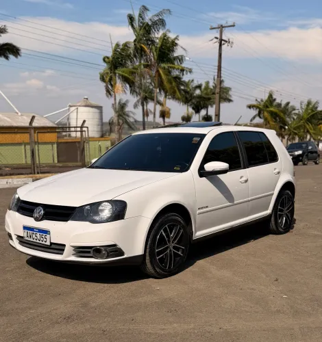 Volkswagen Golf Sportline 1.6 MI Total Flex 8V 4P 2013